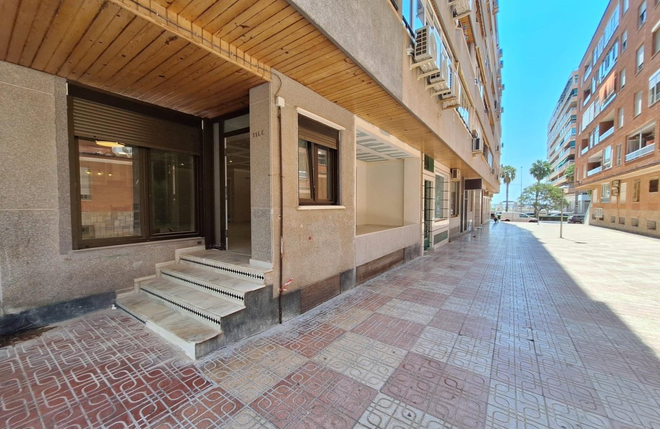 Herverkoop - Appartement -
Torrevieja - Acequion