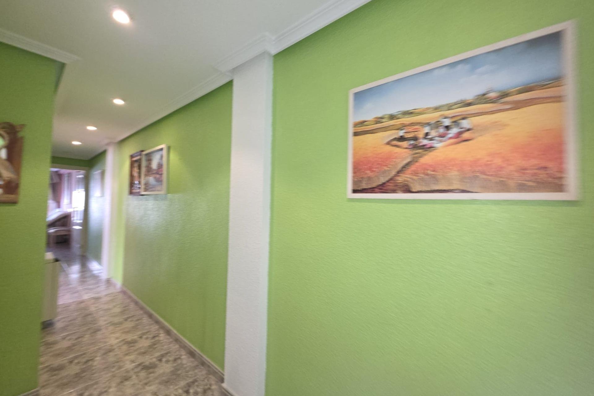 Herverkoop - Appartement -
Torrevieja - Acequion