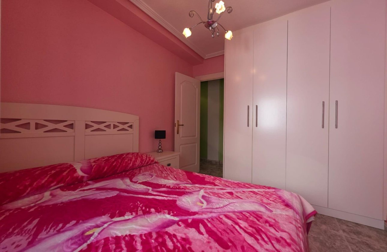 Herverkoop - Appartement -
Torrevieja - Acequion