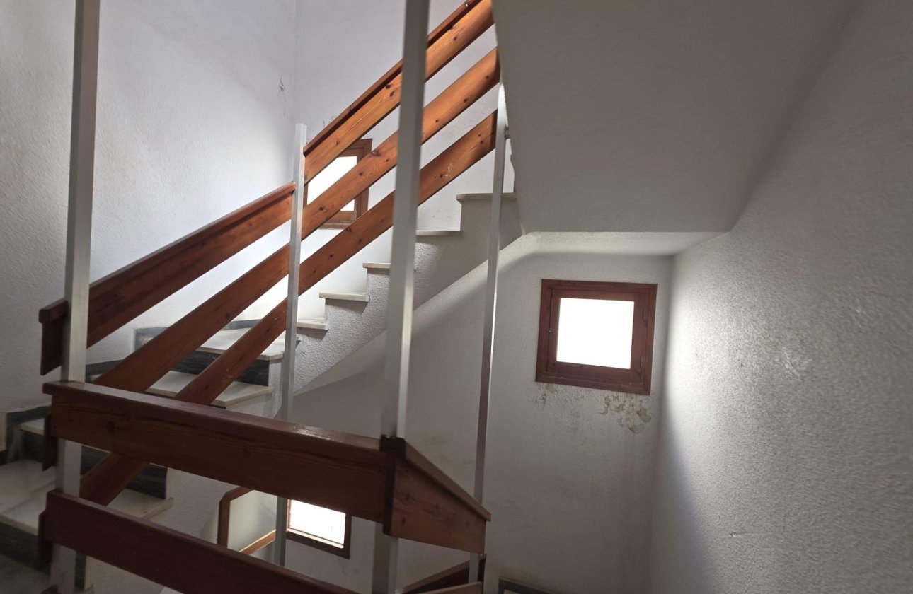 Herverkoop - Appartement -
Torrevieja - Acequion