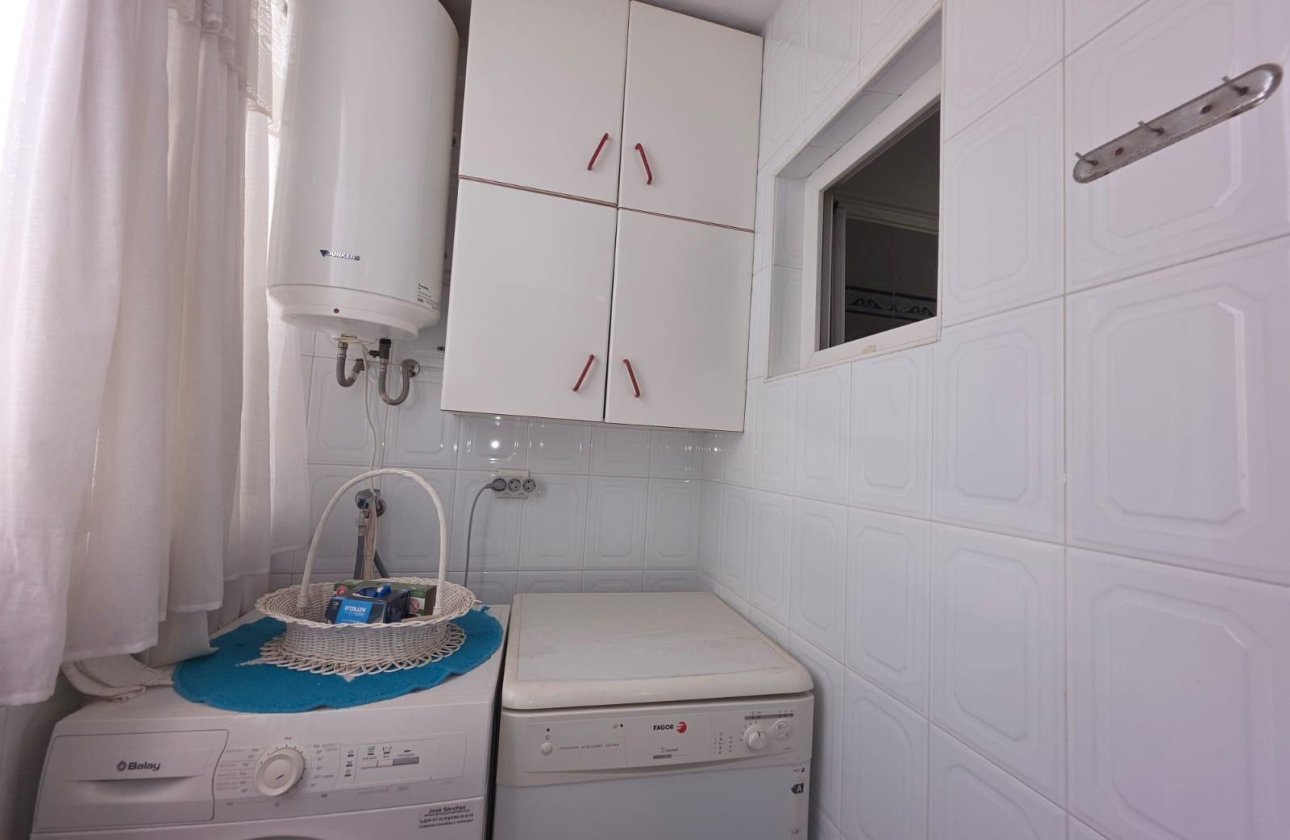 Herverkoop - Appartement -
Torrevieja - Acequion