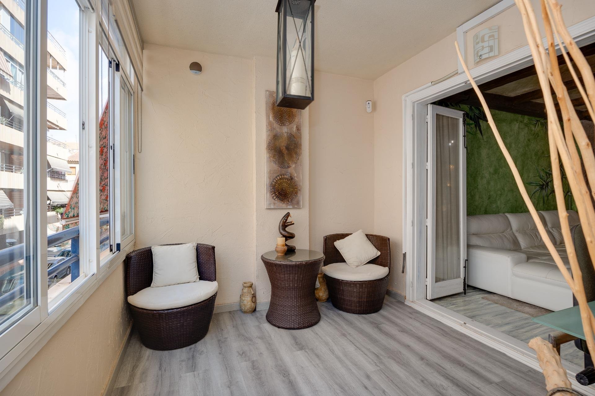 Herverkoop - Appartement -
Torrevieja - Acequion