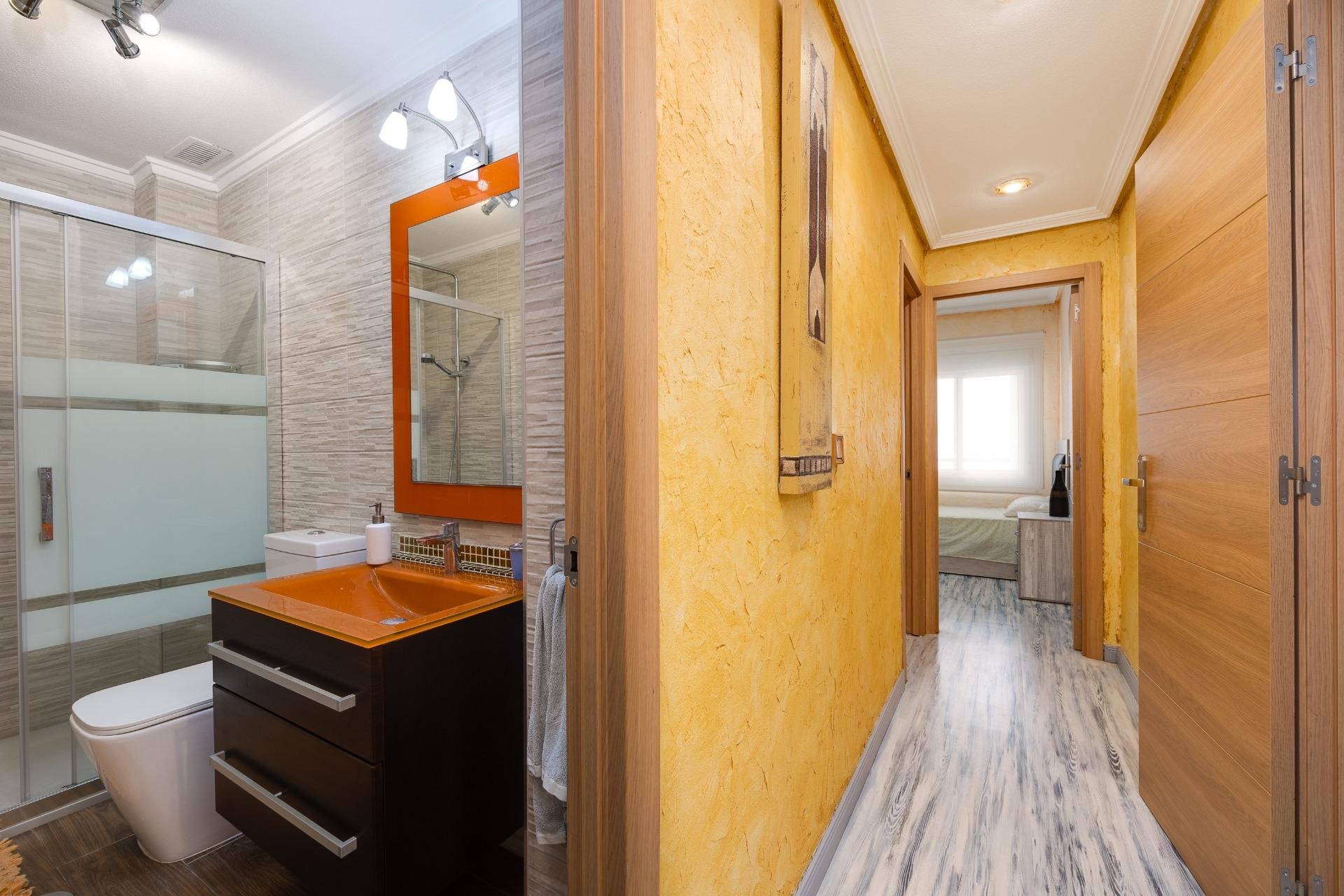 Herverkoop - Appartement -
Torrevieja - Acequion