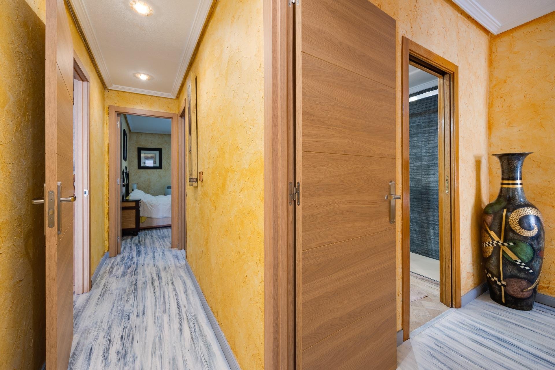 Herverkoop - Appartement -
Torrevieja - Acequion