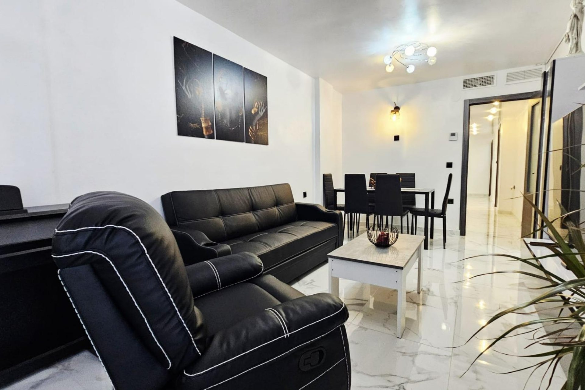 Herverkoop - Appartement -
Torrevieja - Acequion
