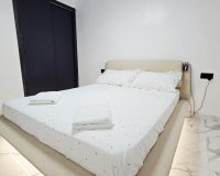 Herverkoop - Appartement -
Torrevieja - Acequion