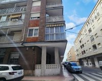 Herverkoop - Appartement -
Torrevieja - Acequion