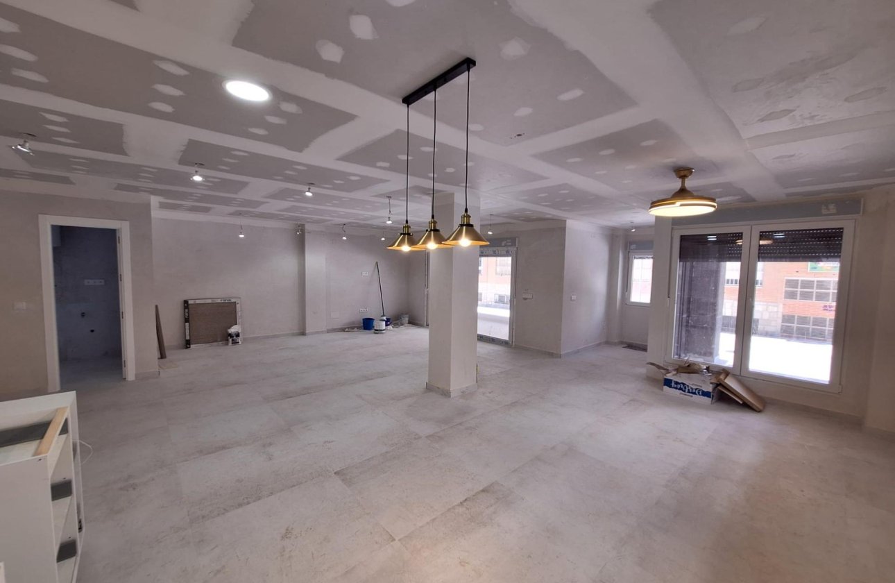 Herverkoop - Appartement -
Torrevieja - Acequion