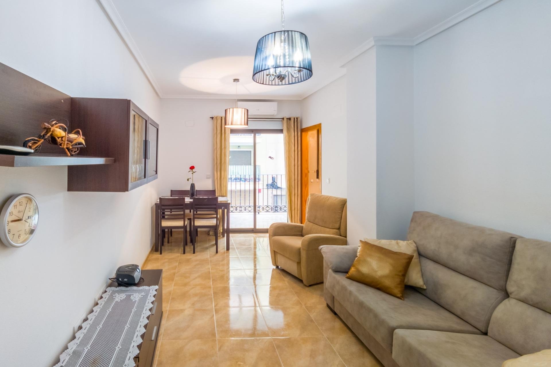 Herverkoop - Appartement -
Torrevieja - Acequion