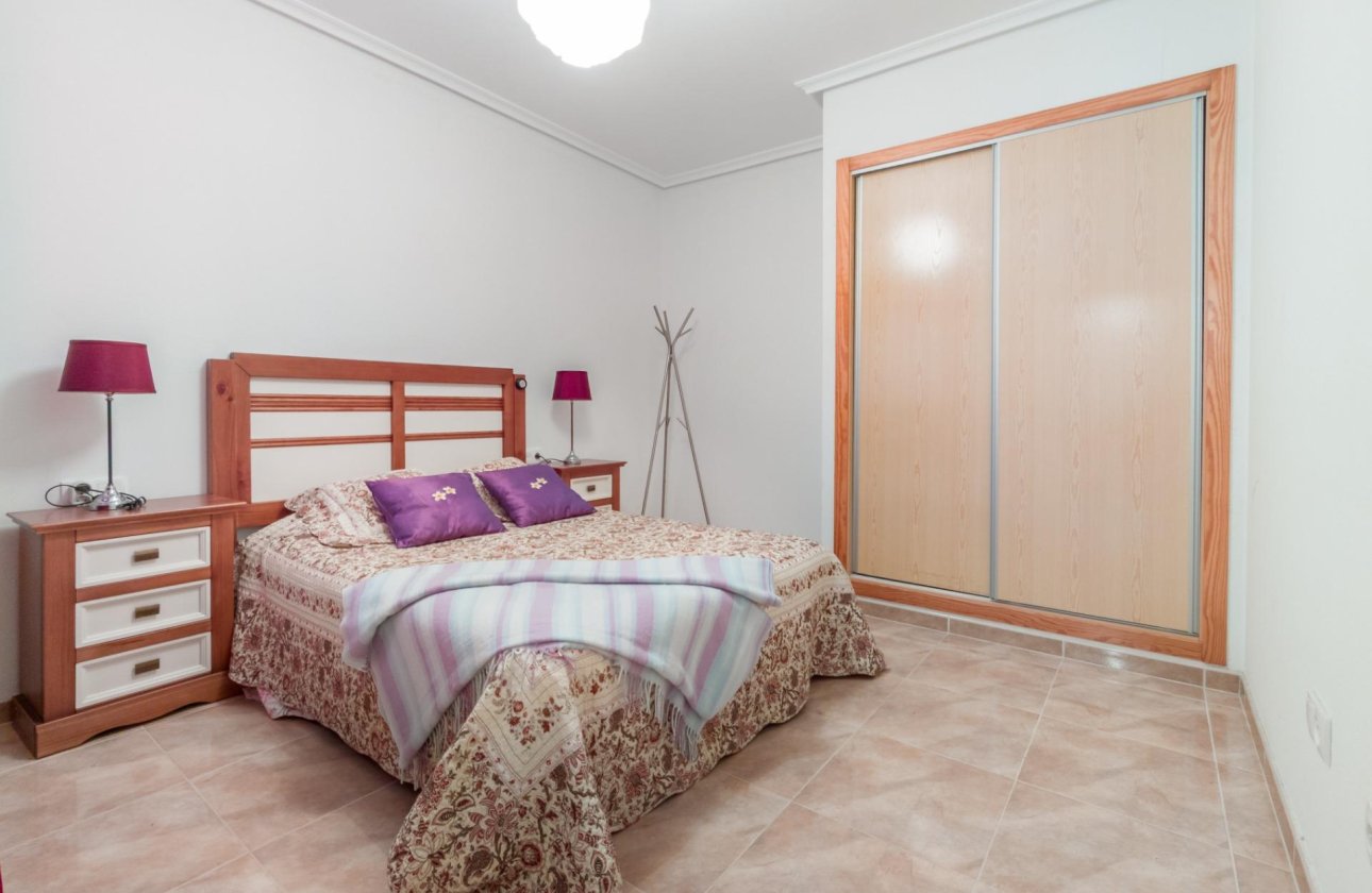 Herverkoop - Appartement -
Torrevieja - Acequion