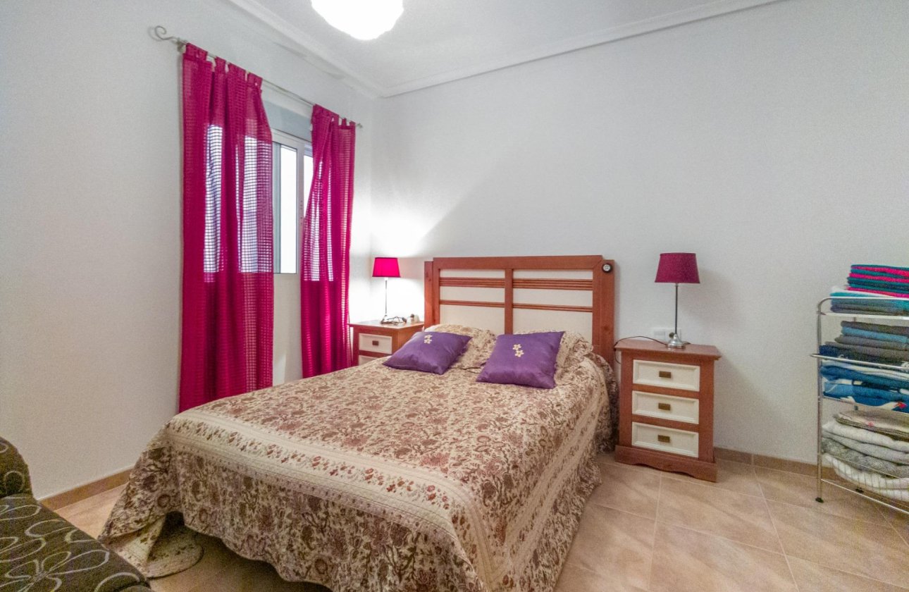 Herverkoop - Appartement -
Torrevieja - Acequion