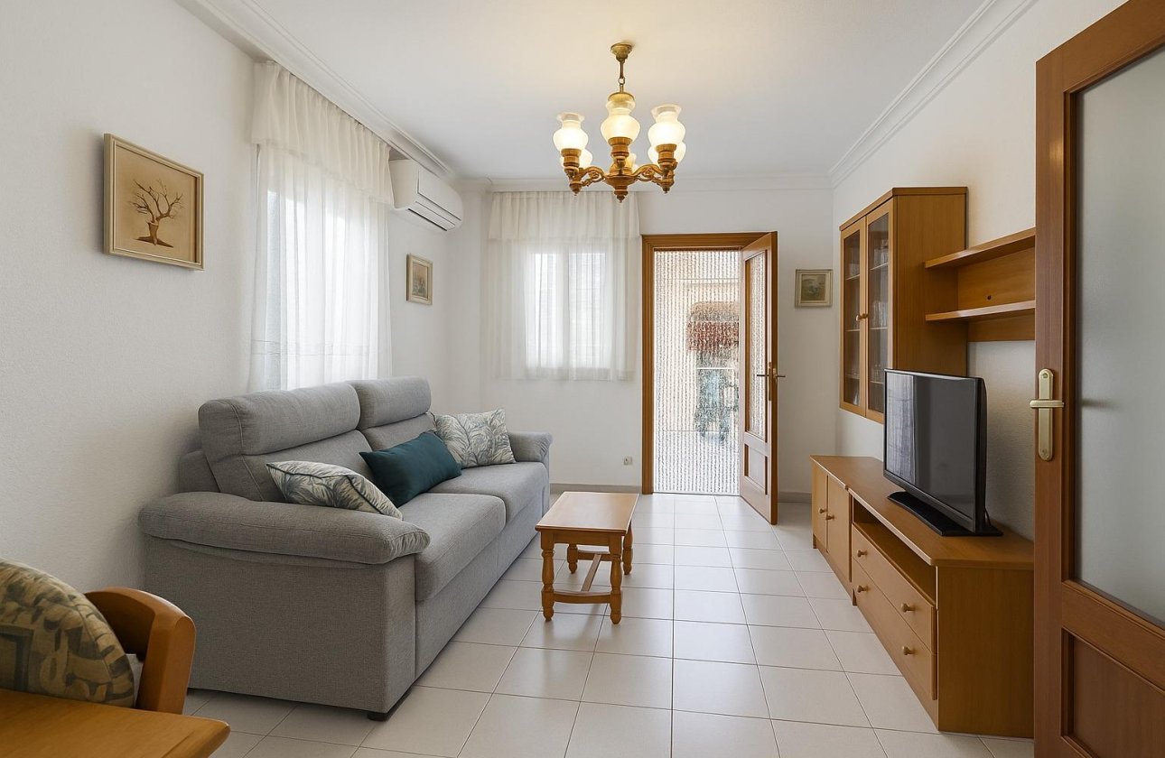 Herverkoop - Appartement -
Torrevieja - Acequion