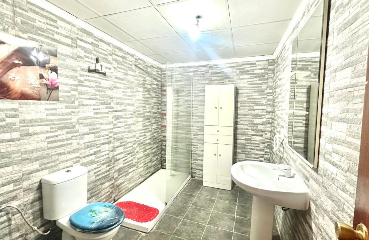 Herverkoop - Appartement -
Torrevieja - Acequion