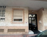 Herverkoop - Appartement -
Torrevieja - Acequion