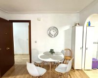 Herverkoop - Appartement -
Torrevieja - Acequion