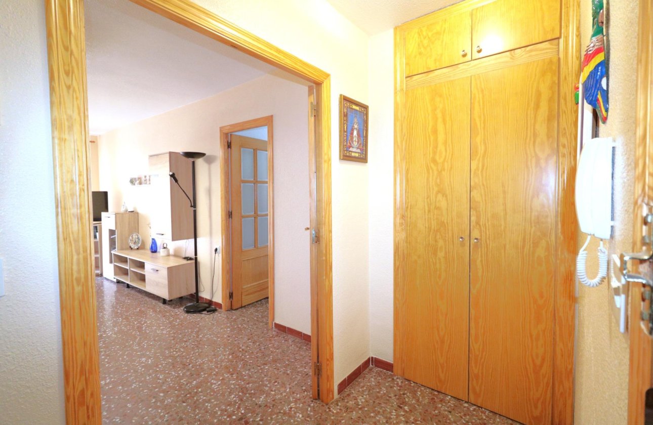 Herverkoop - Appartement -
Torrevieja - Acequion