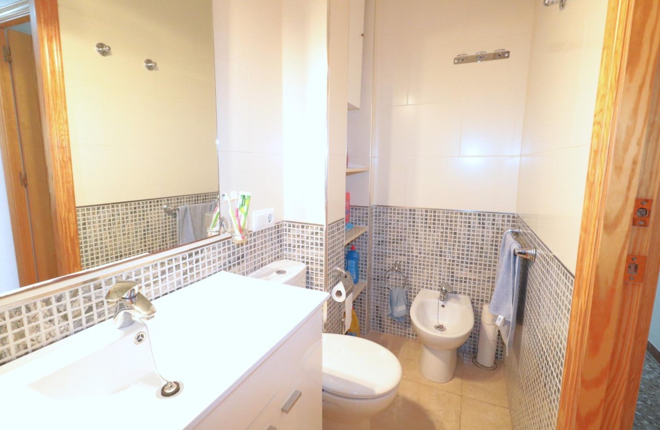 Herverkoop - Appartement -
Torrevieja - Acequion