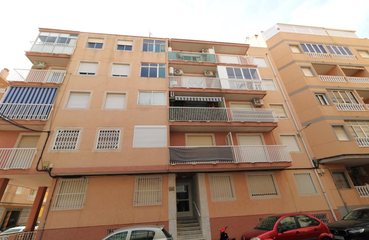 Herverkoop - Appartement -
Torrevieja - Acequion