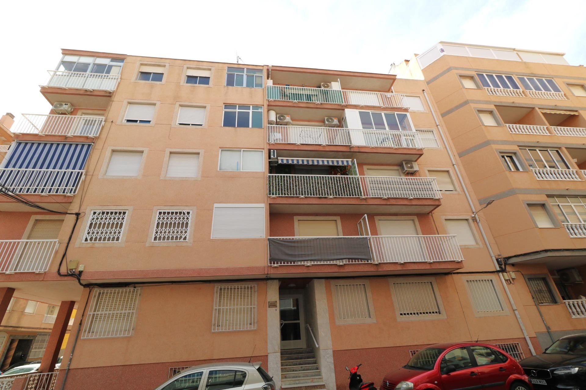 Herverkoop - Appartement -
Torrevieja - Acequion