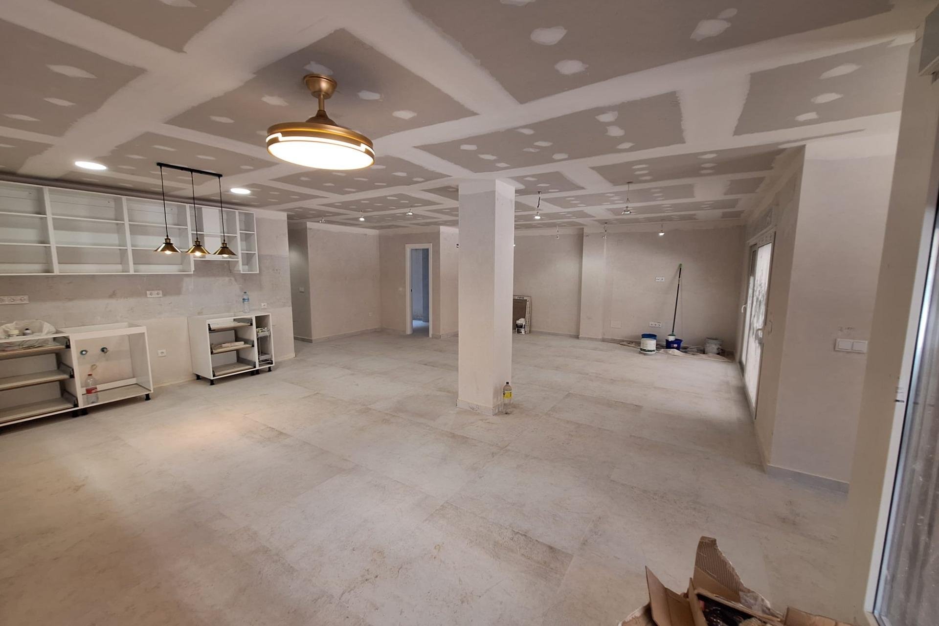 Herverkoop - Appartement -
Torrevieja - Acequion