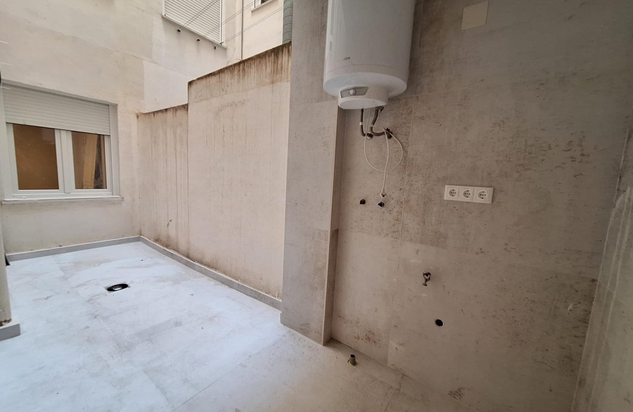 Herverkoop - Appartement -
Torrevieja - Acequion