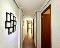 Herverkoop - Appartement -
Torrevieja - Acequion