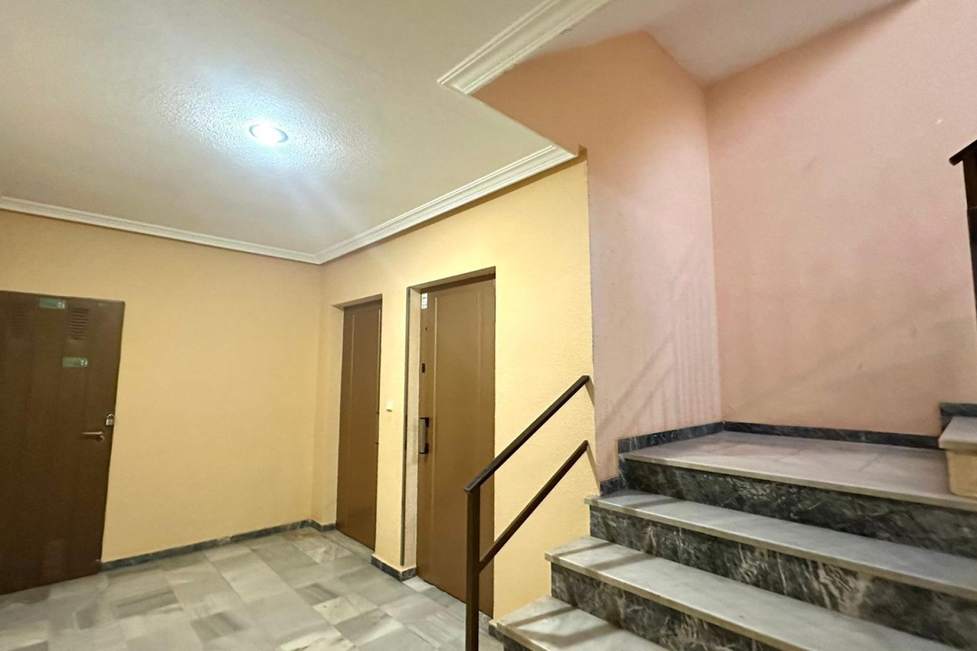 Herverkoop - Appartement -
Torrevieja - Acequion