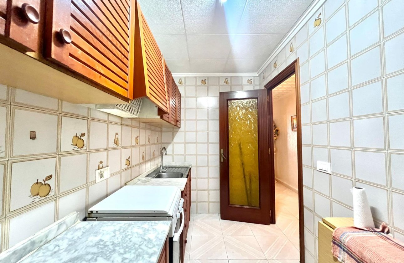 Herverkoop - Appartement -
Torrevieja - Acequion