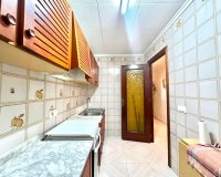 Herverkoop - Appartement -
Torrevieja - Acequion