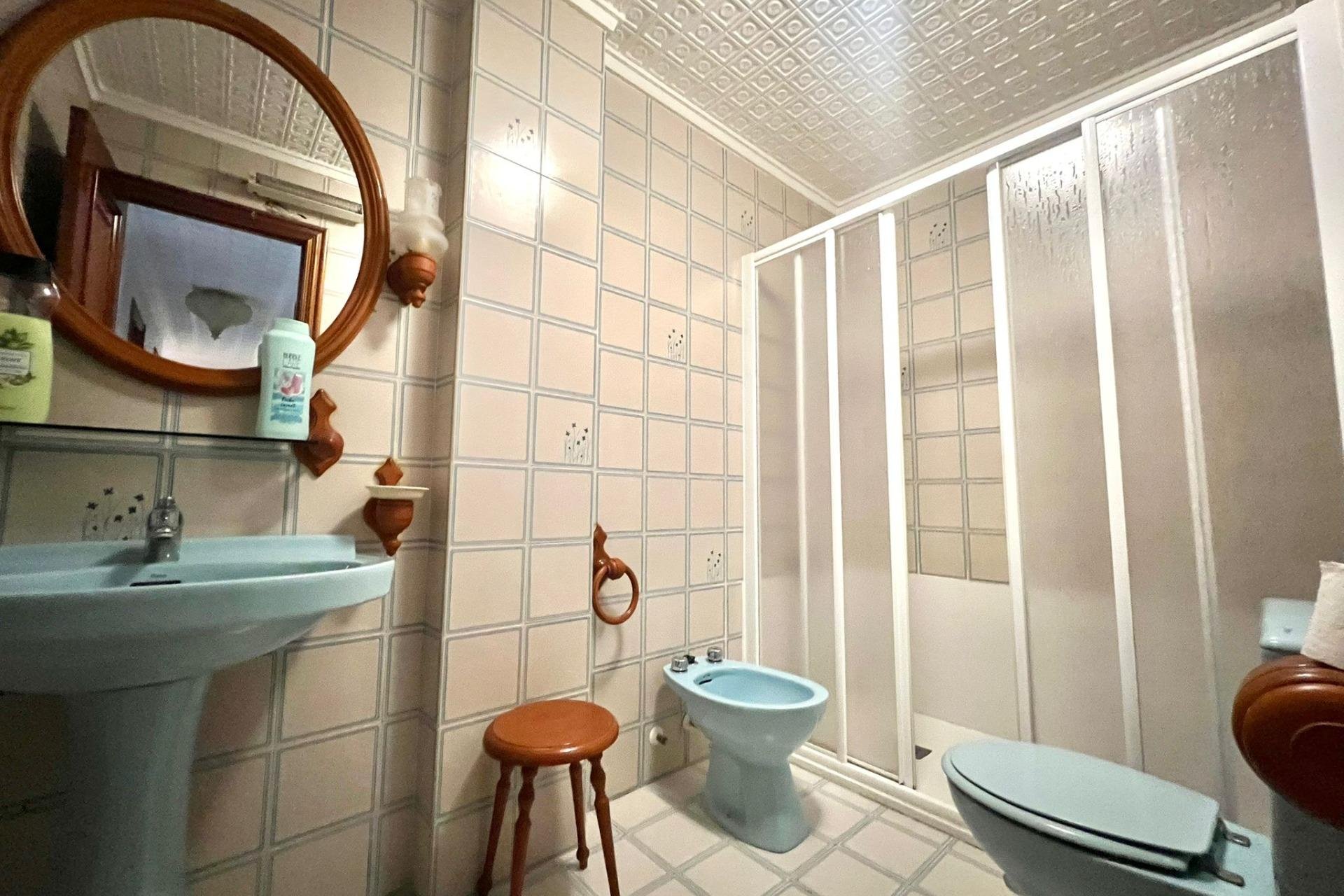 Herverkoop - Appartement -
Torrevieja - Acequion