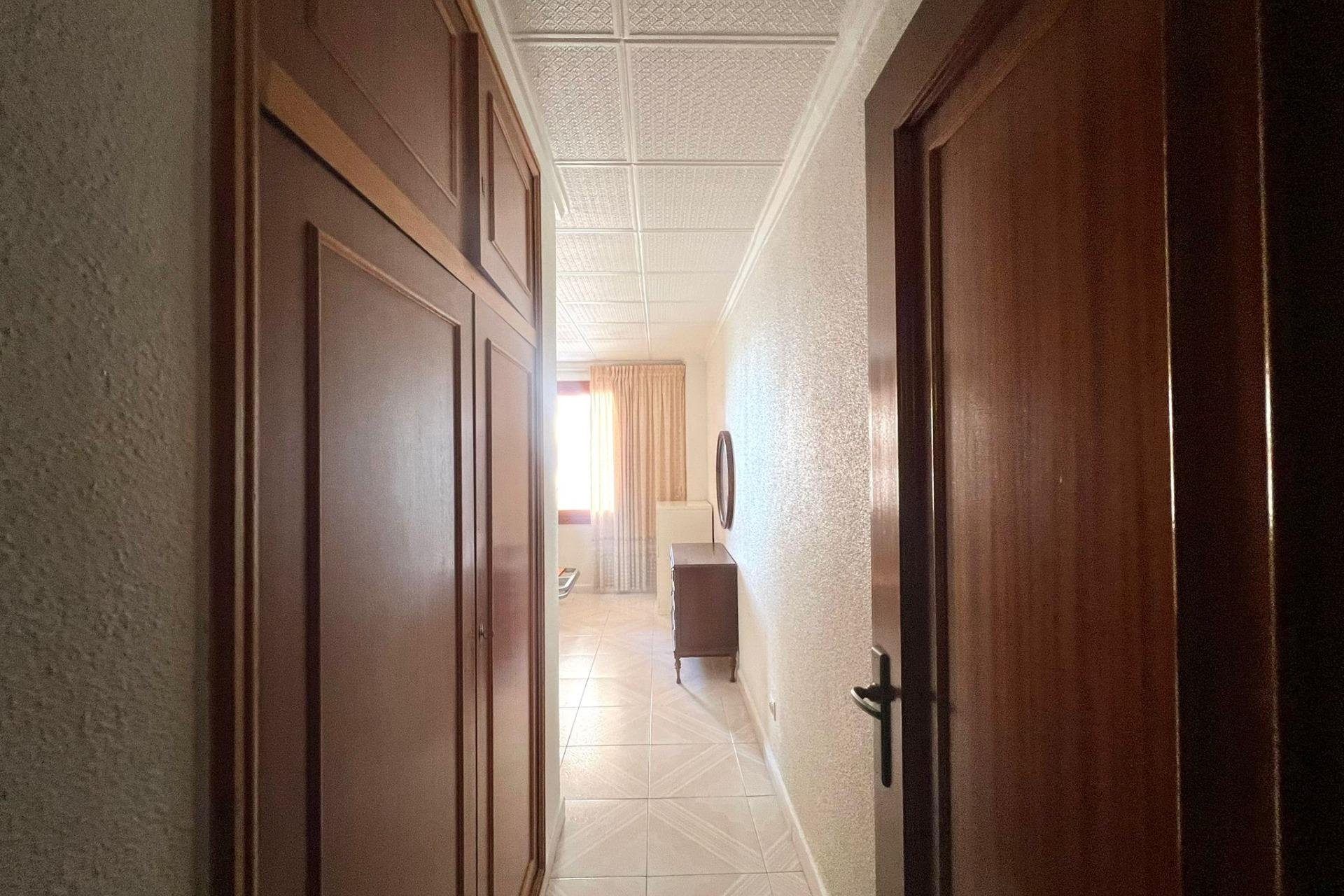 Herverkoop - Appartement -
Torrevieja - Acequion