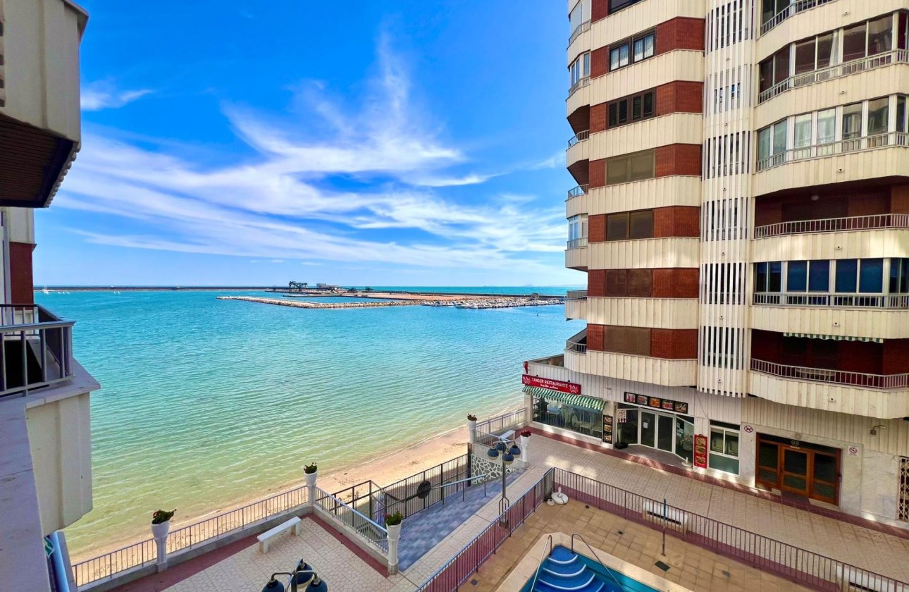 Herverkoop - Appartement -
Torrevieja - Acequion