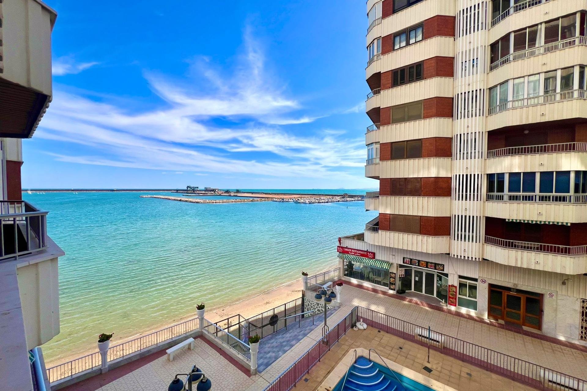 Herverkoop - Appartement -
Torrevieja - Acequion