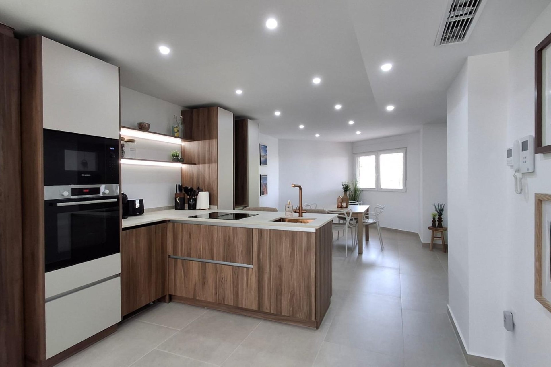 Herverkoop - Appartement -
Torrevieja - Acequion