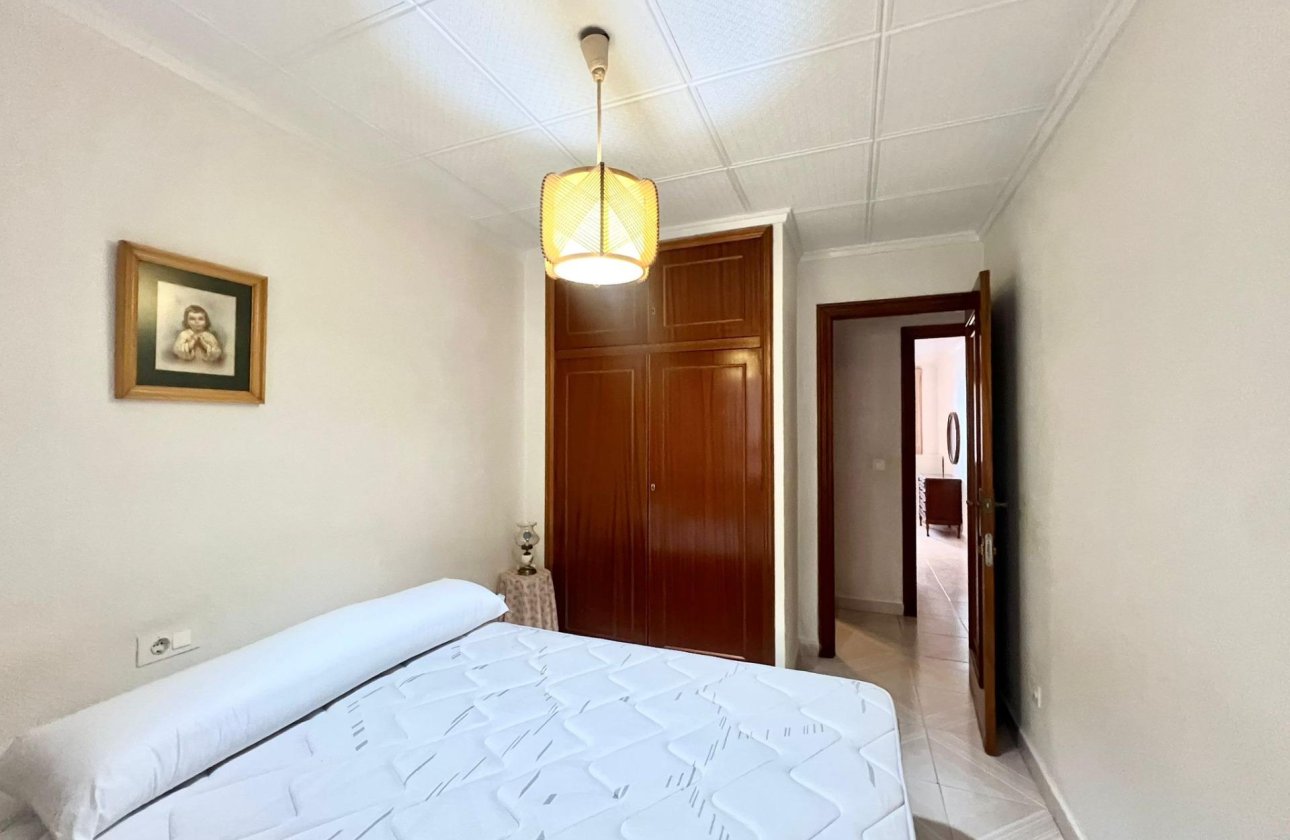Herverkoop - Appartement -
Torrevieja - Acequion