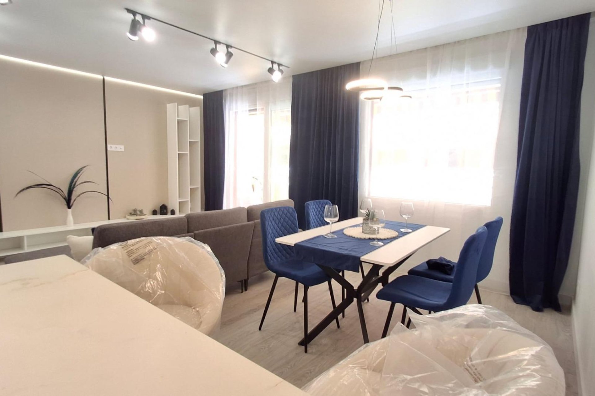Herverkoop - Appartement -
Torrevieja - Acequion
