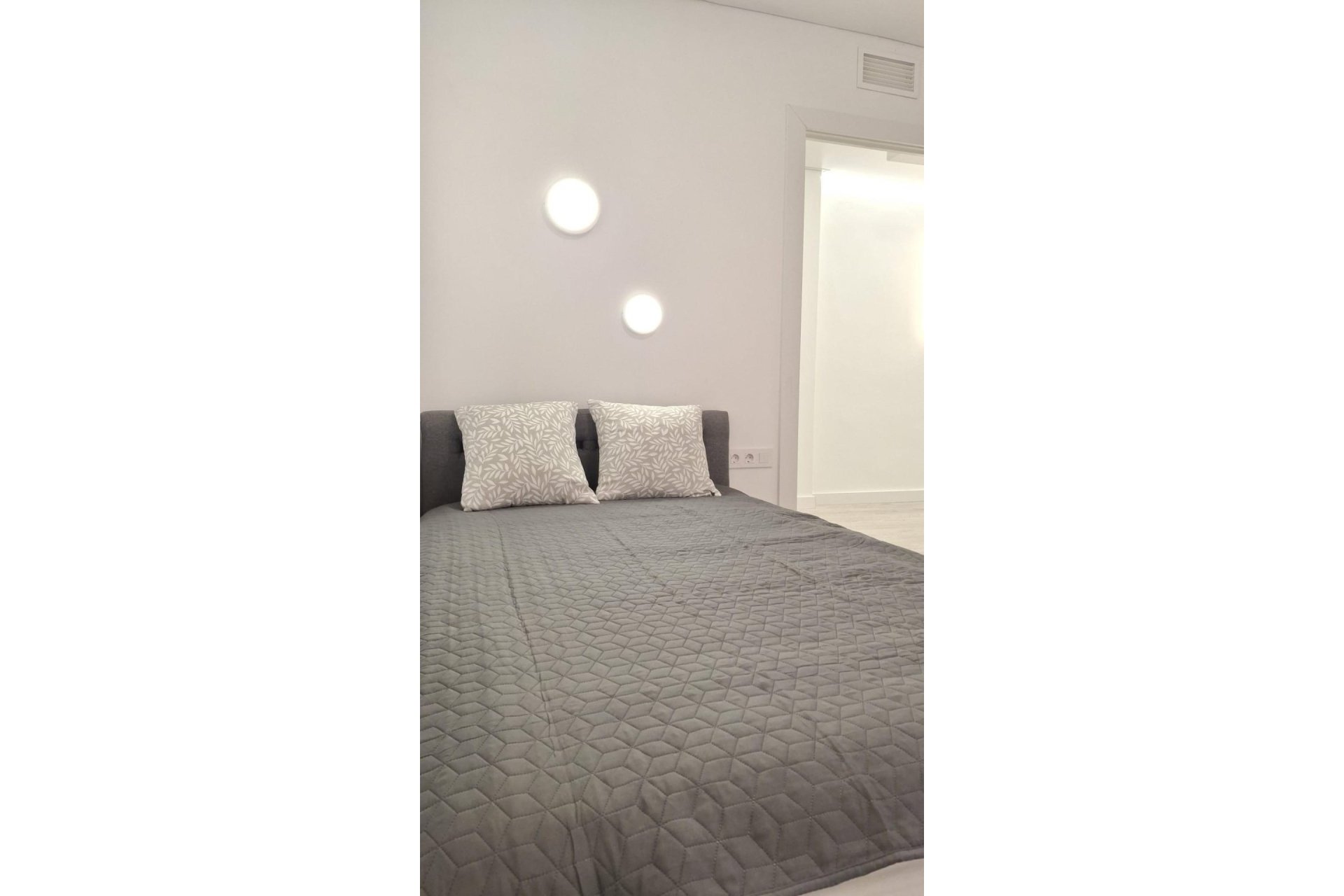 Herverkoop - Appartement -
Torrevieja - Acequion