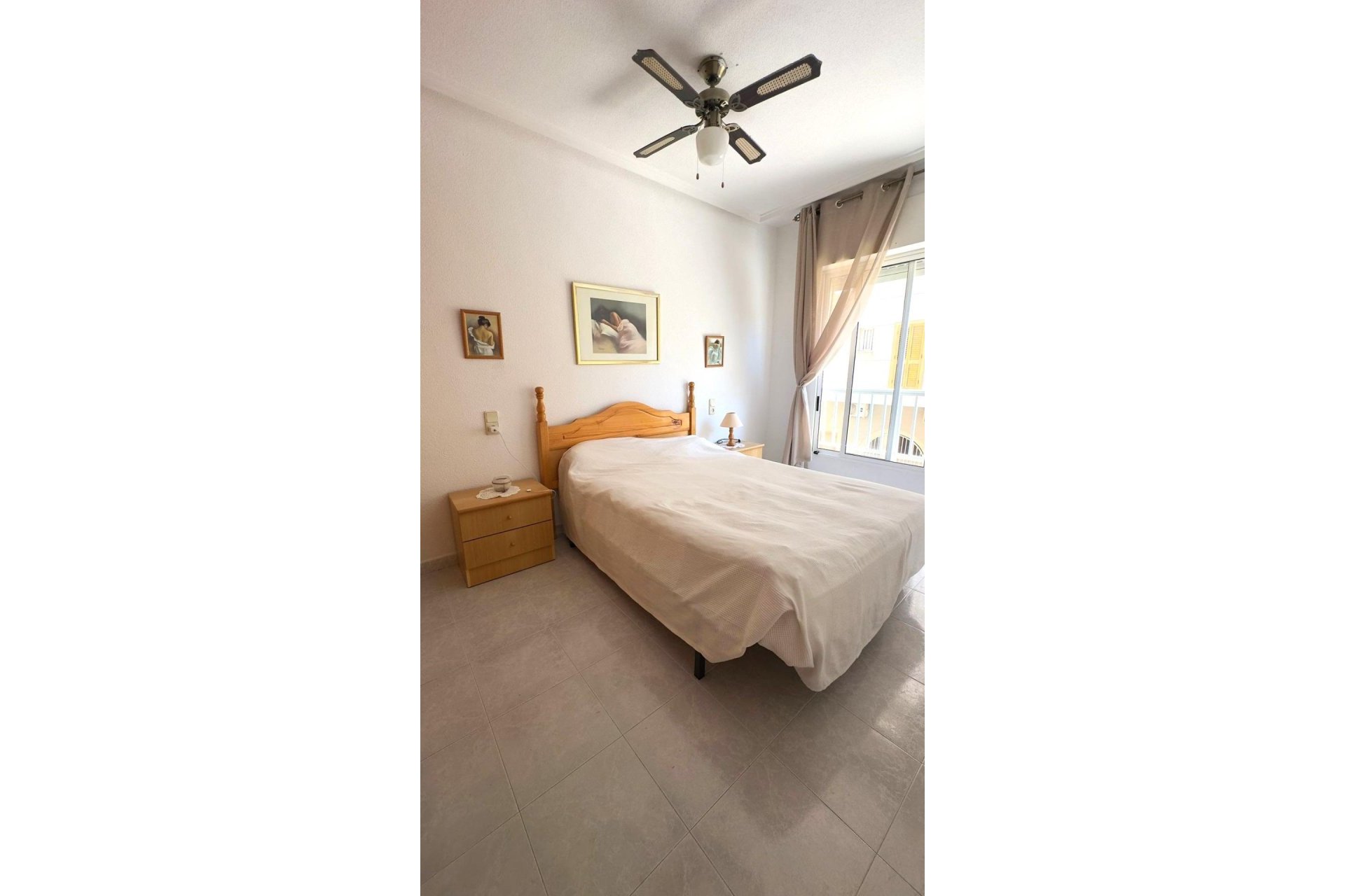 Herverkoop - Appartement -
Torrevieja - Acequion