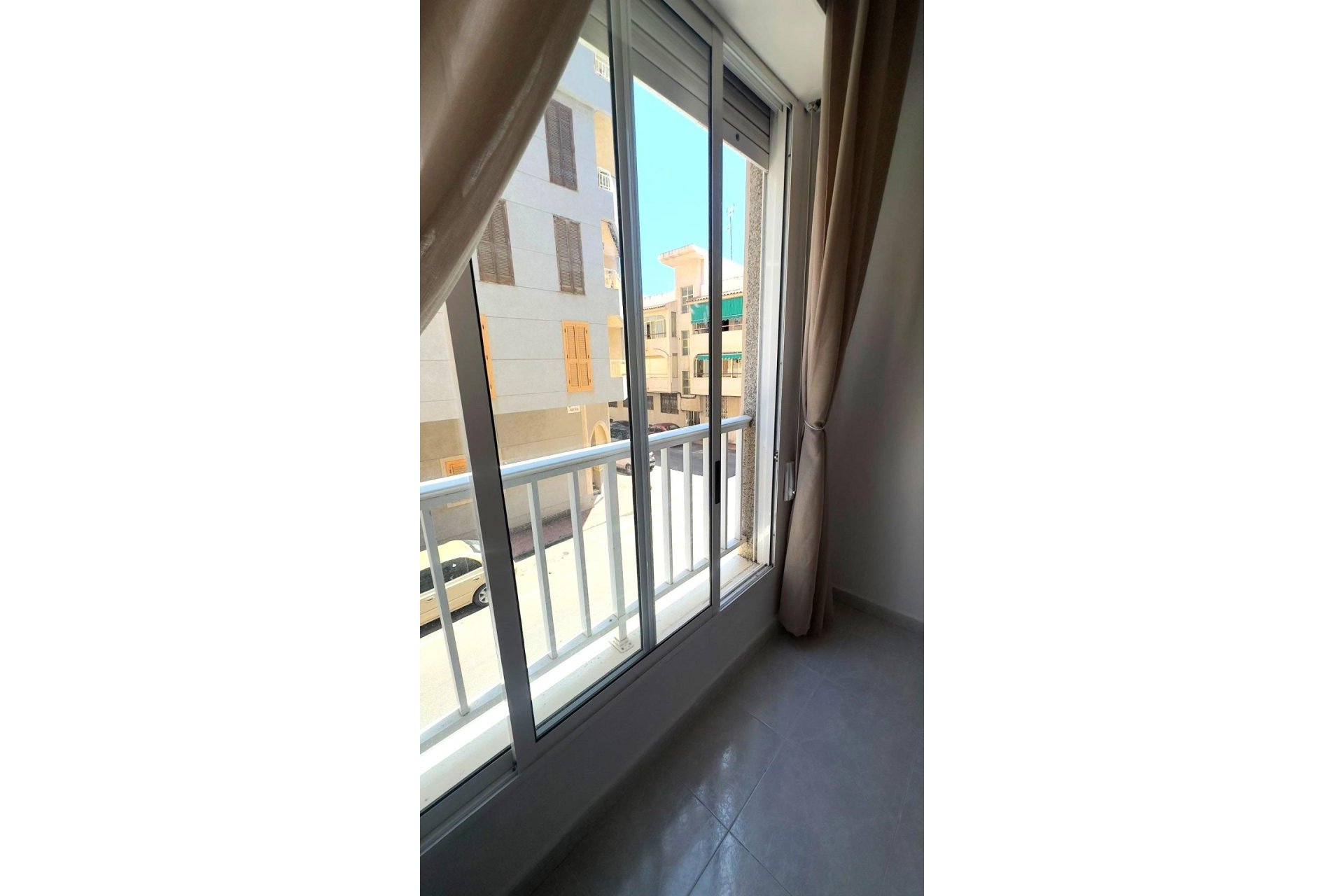Herverkoop - Appartement -
Torrevieja - Acequion