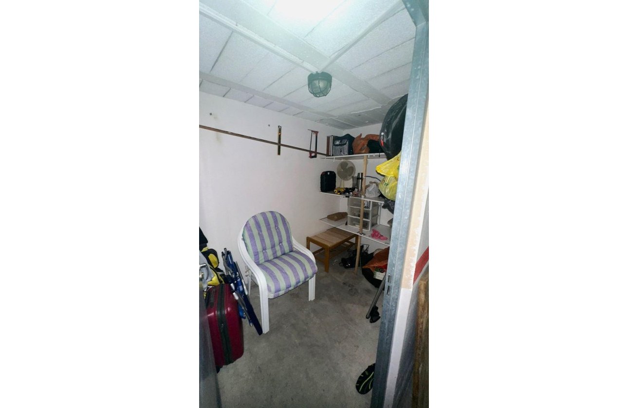 Herverkoop - Appartement -
Torrevieja - Acequion