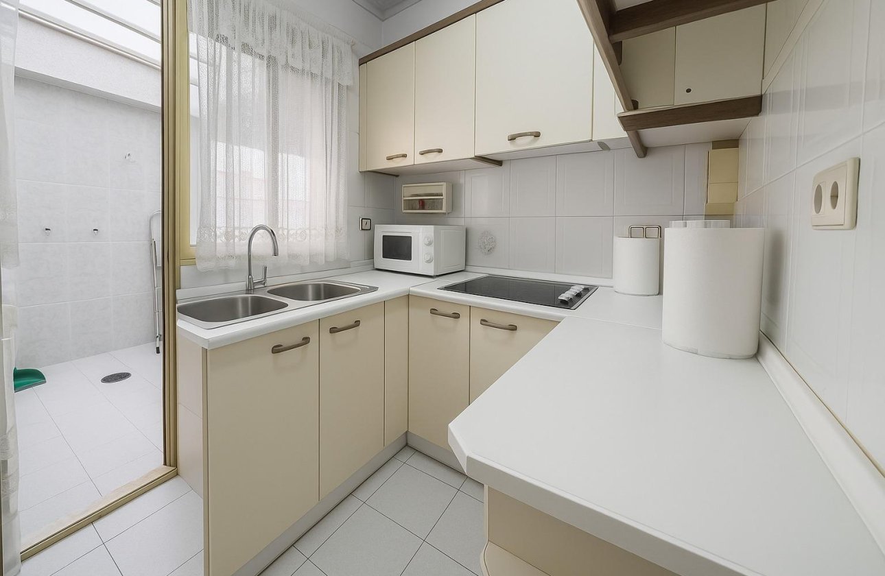 Herverkoop - Appartement -
Torrevieja - Acequion