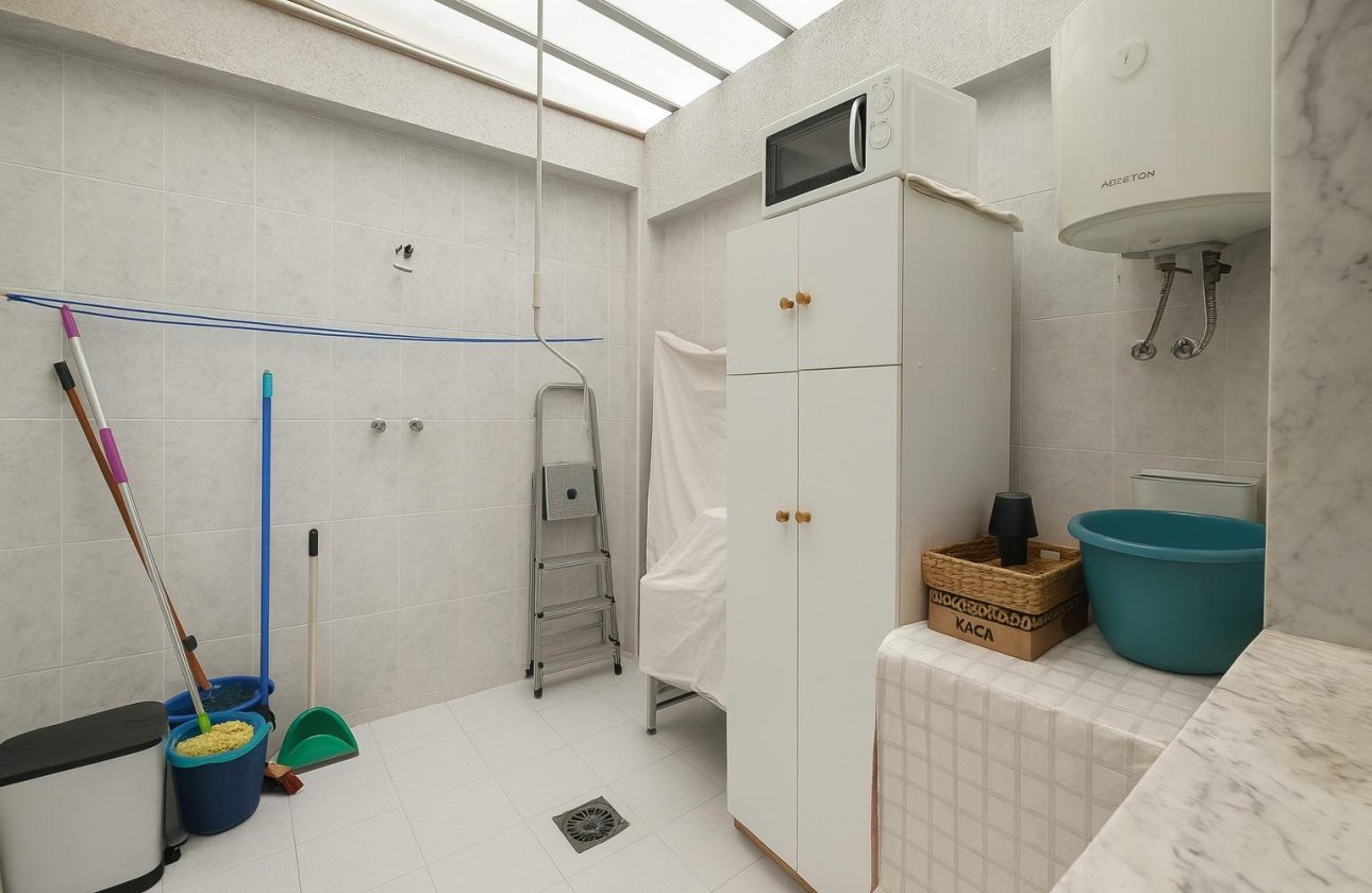 Herverkoop - Appartement -
Torrevieja - Acequion