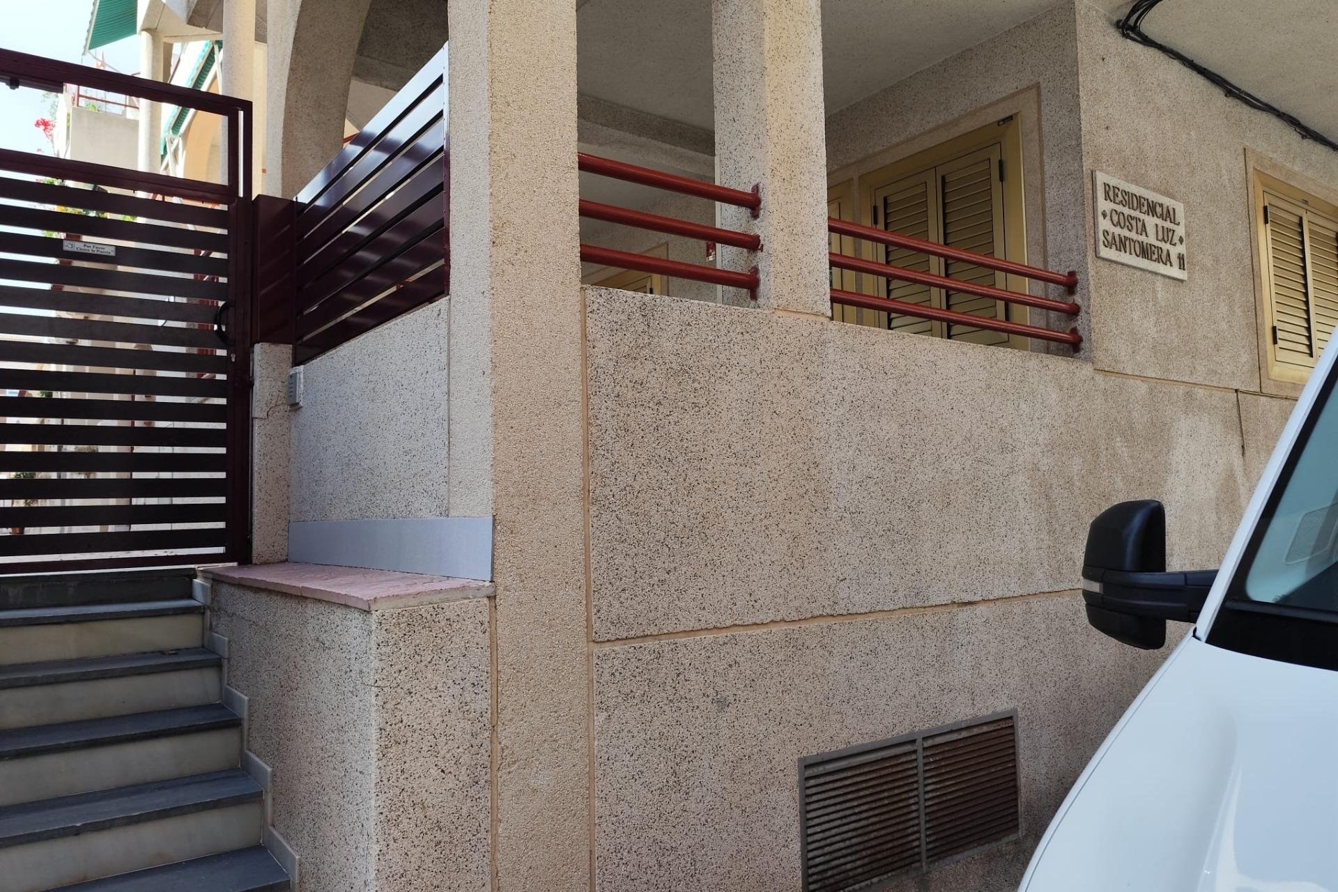 Herverkoop - Appartement -
Torrevieja - Acequion