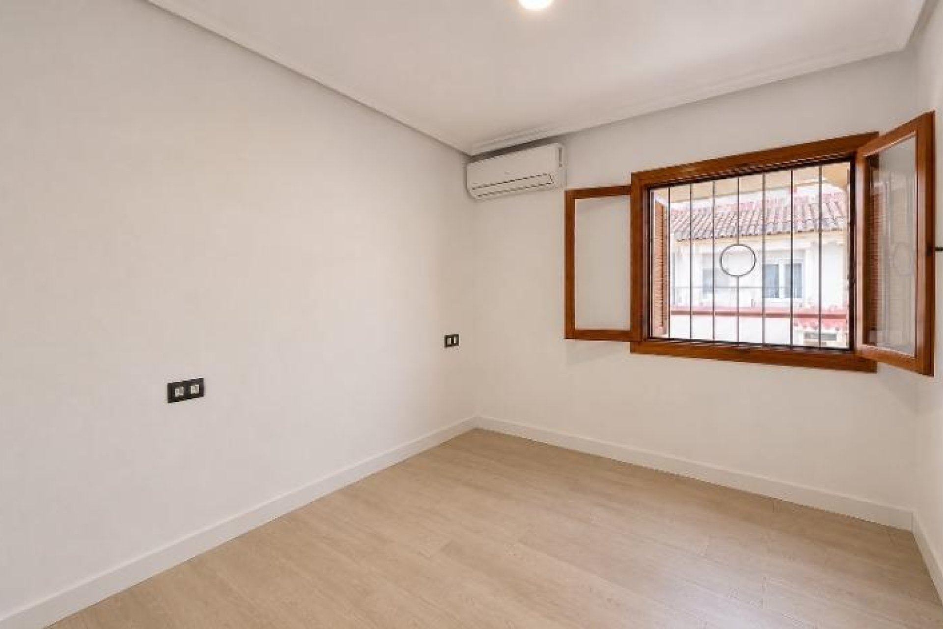 Herverkoop - Appartement -
Torrevieja - Acequion