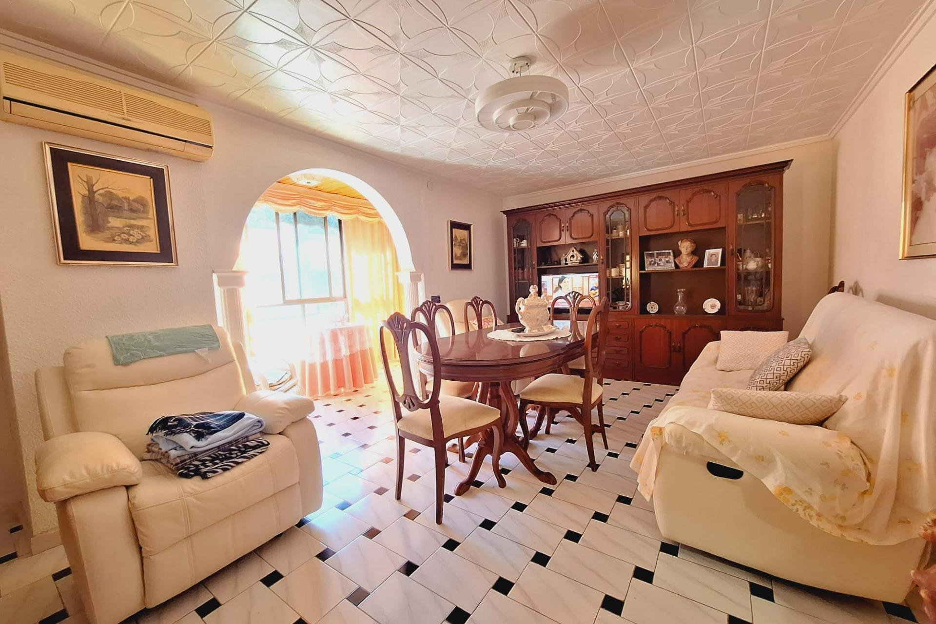 Herverkoop - Appartement -
Torrevieja - Acequion