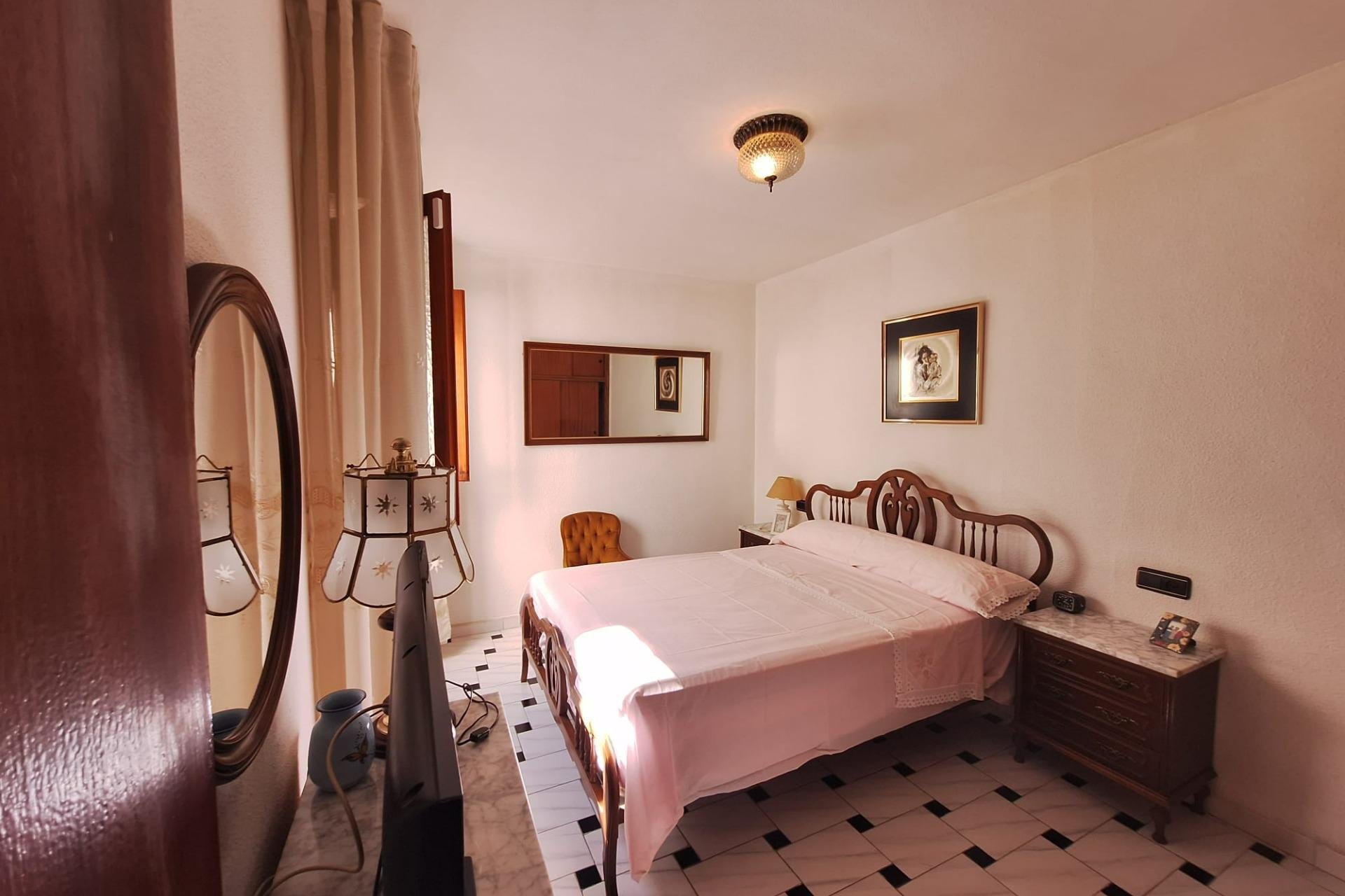 Herverkoop - Appartement -
Torrevieja - Acequion