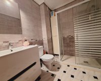 Herverkoop - Appartement -
Torrevieja - Acequion