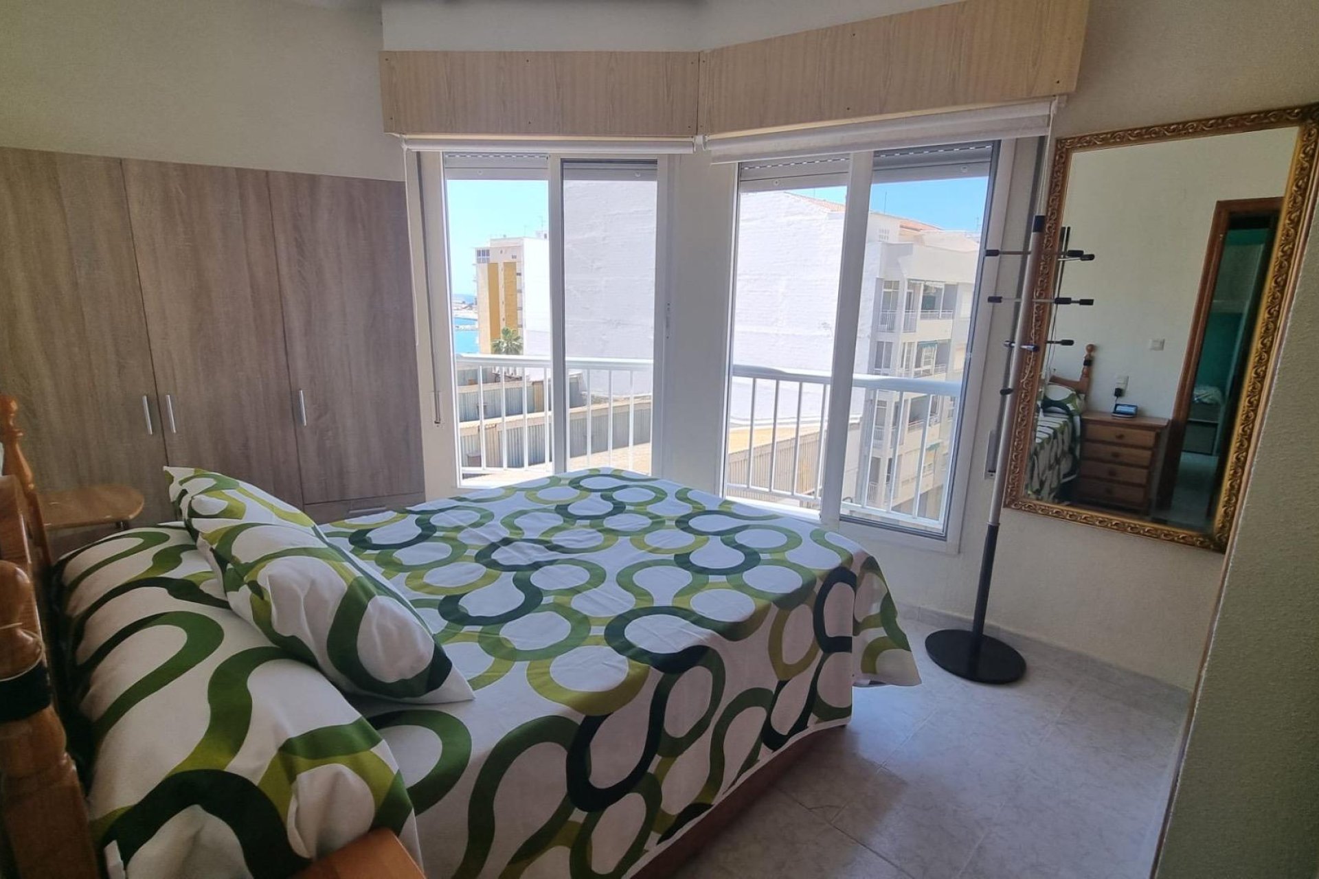 Herverkoop - Appartement -
Torrevieja - Acequion