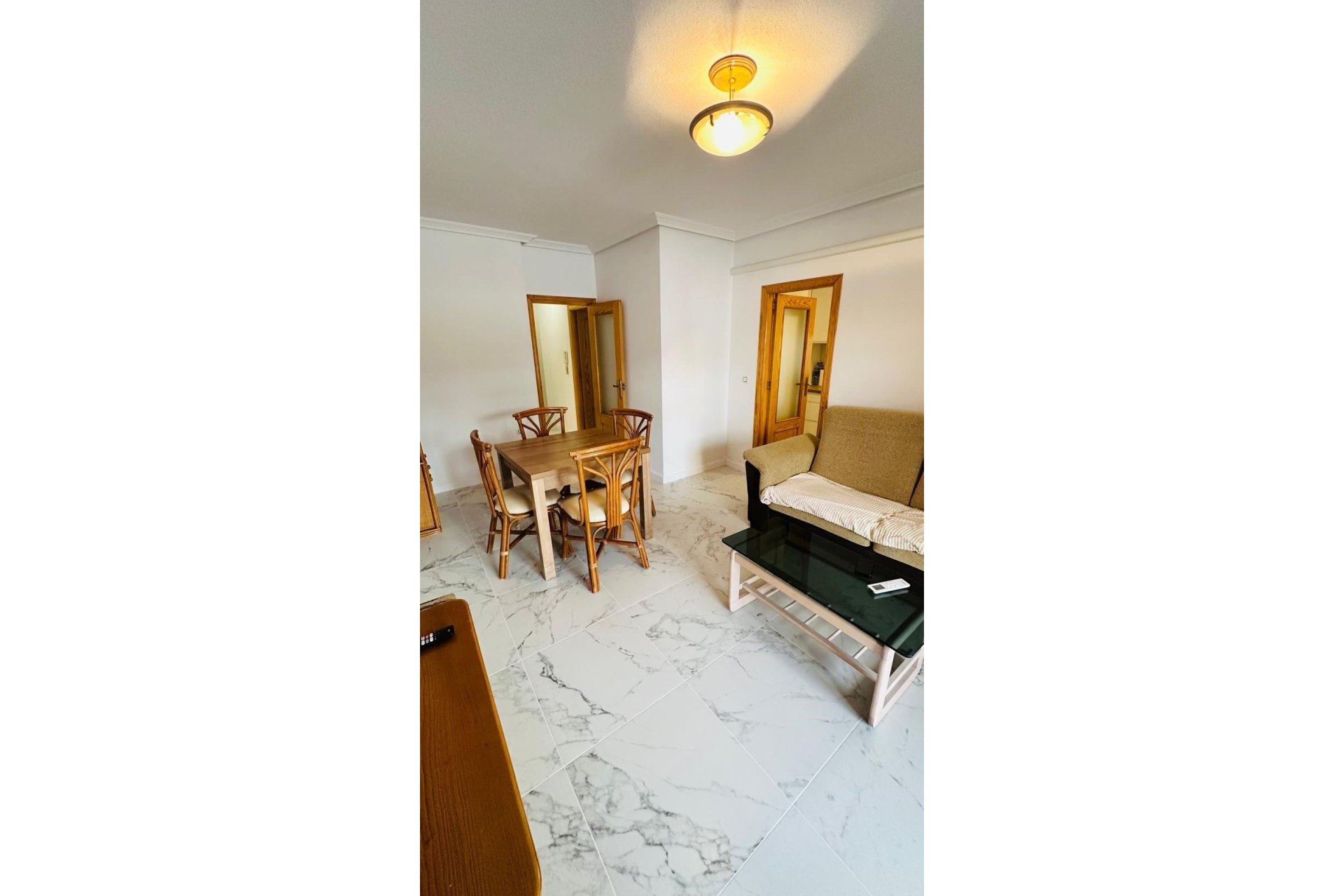 Herverkoop - Appartement -
Torrevieja - Acequion