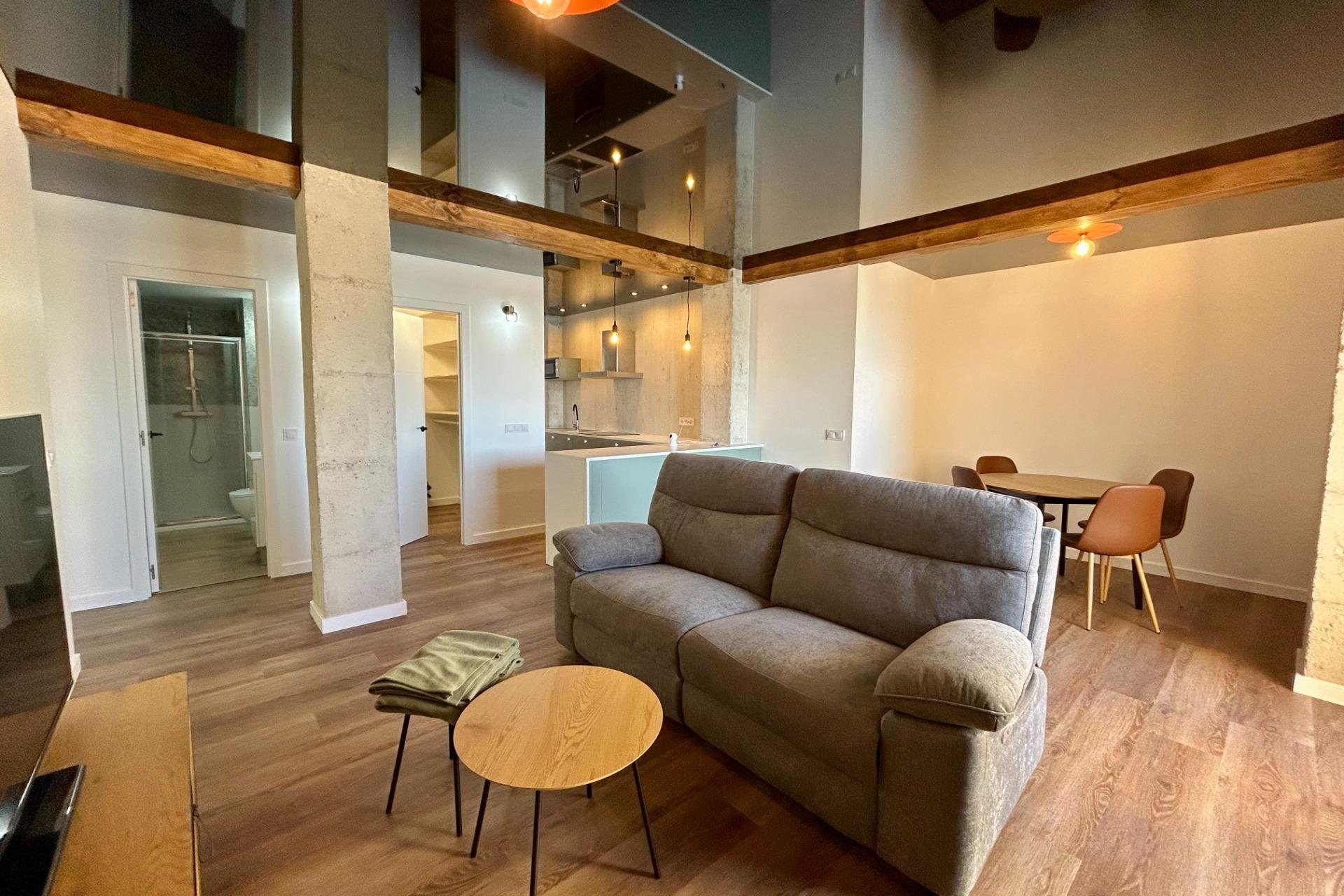 Herverkoop - Appartement -
Torrevieja - Acequion